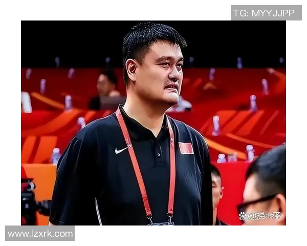 姚明巅峰地位的崛起与影响力解析及其对中国篮球的深远意义